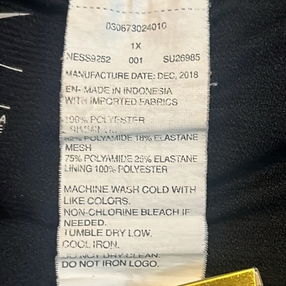 Nike Solid Element Women's Black Board Shorts (Plus Size) Size 1X - Picture 9 of 9